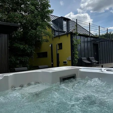 Apartment Private Wellness Kishaz